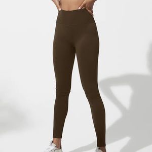 Alo Brown Ribbed Leggings